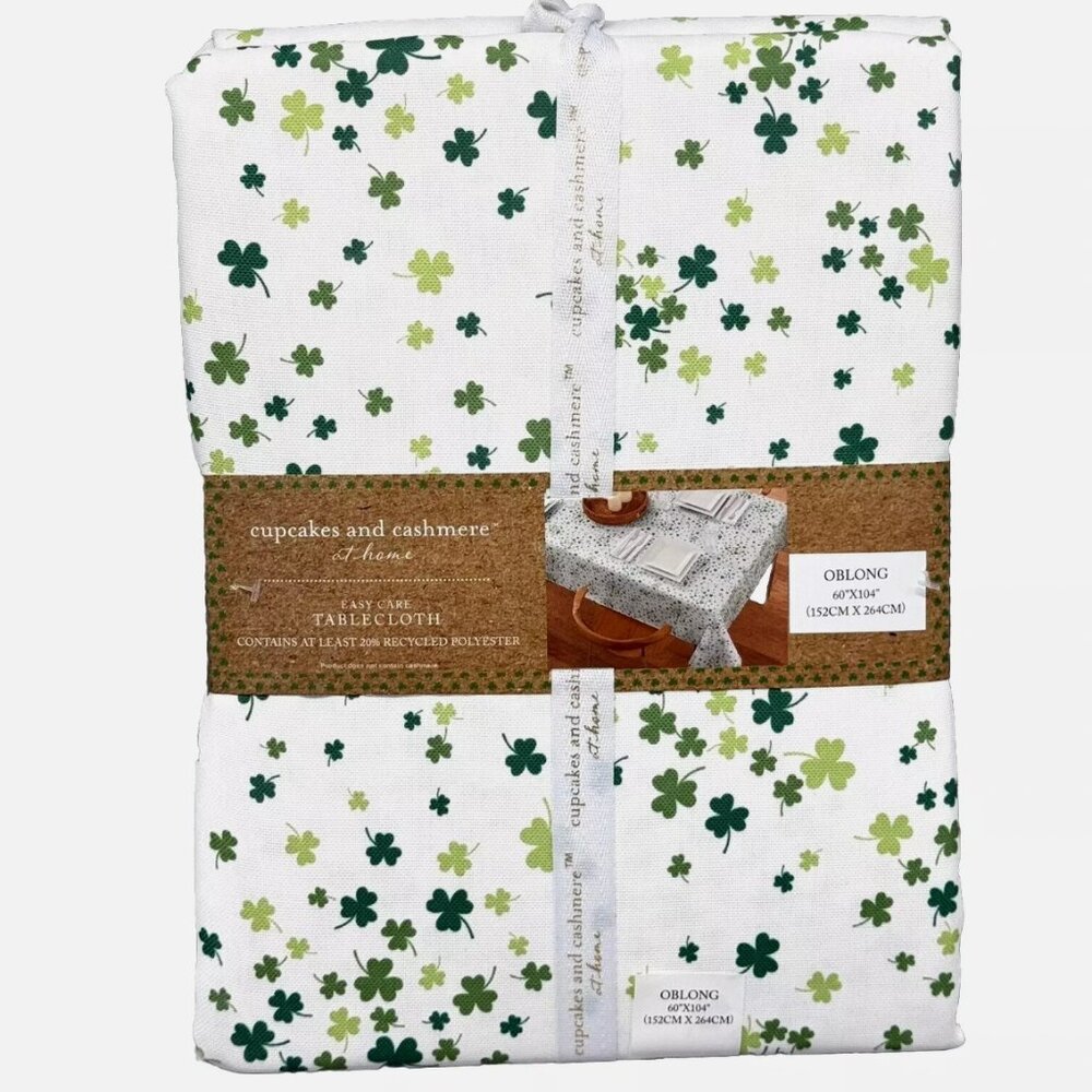 Green Shamrocks Tablecloth 60x104 Scattered Clover St Patricks Day Easy Care NEW